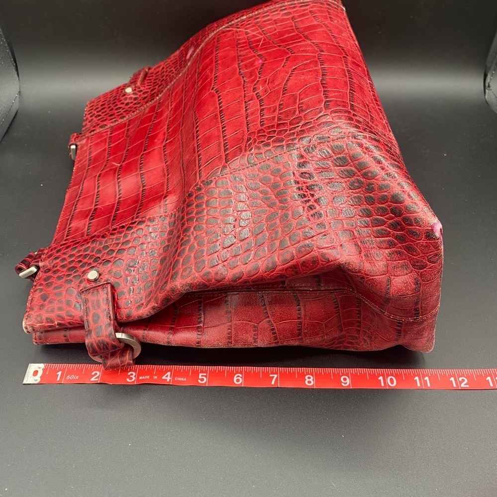 Ann Taylor Red Crocodile-Pattern Shoulder Bag- leather - Picture 6 of 11